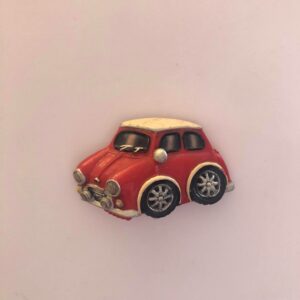 MAGNES NA LODÓWKĘ SAMOCHÓD CZERWONY 4926