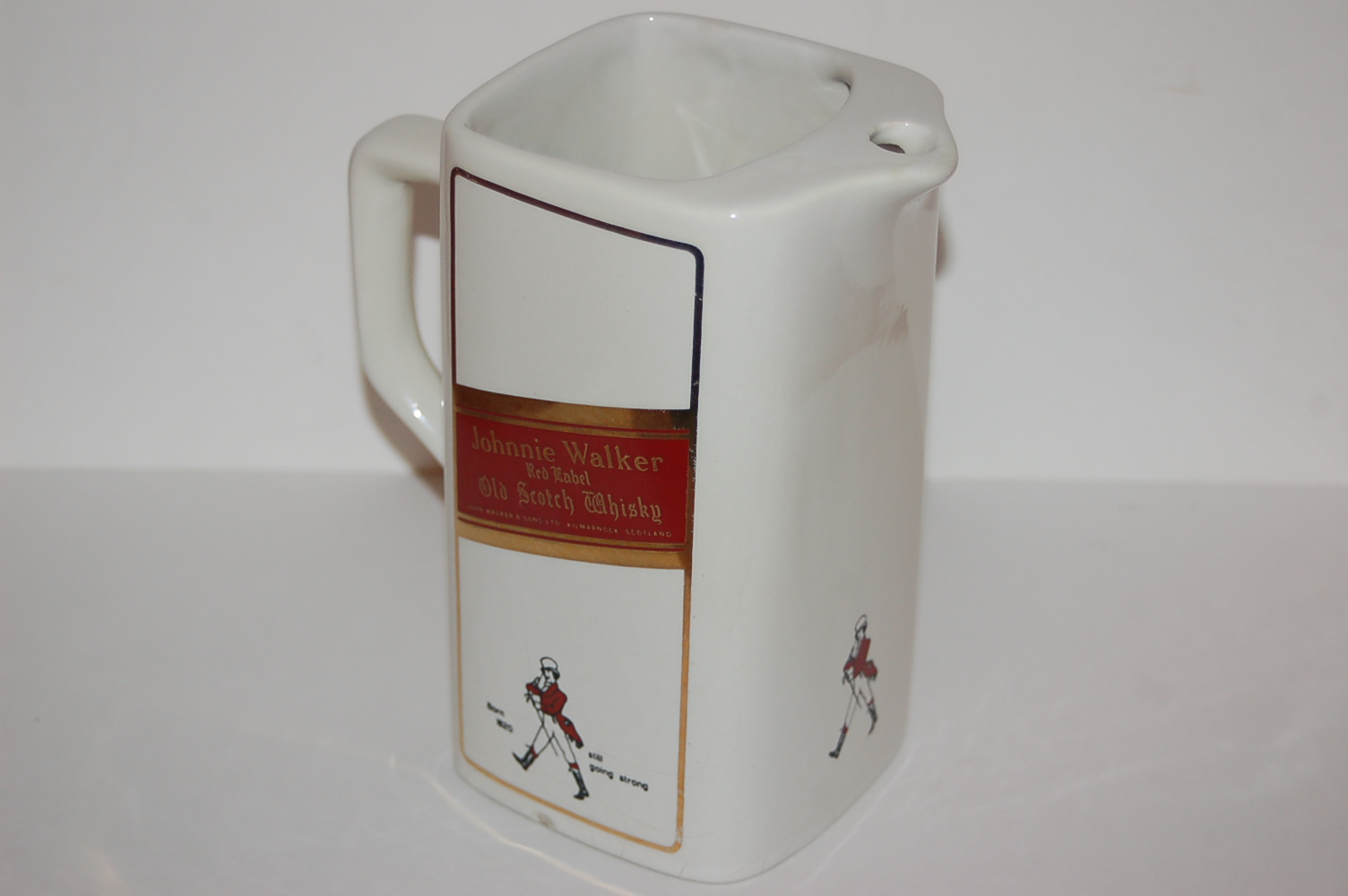 Dzbanek na wodę do whisky JOHNNIE WALKER RED RABEL D06 - obrazek 5