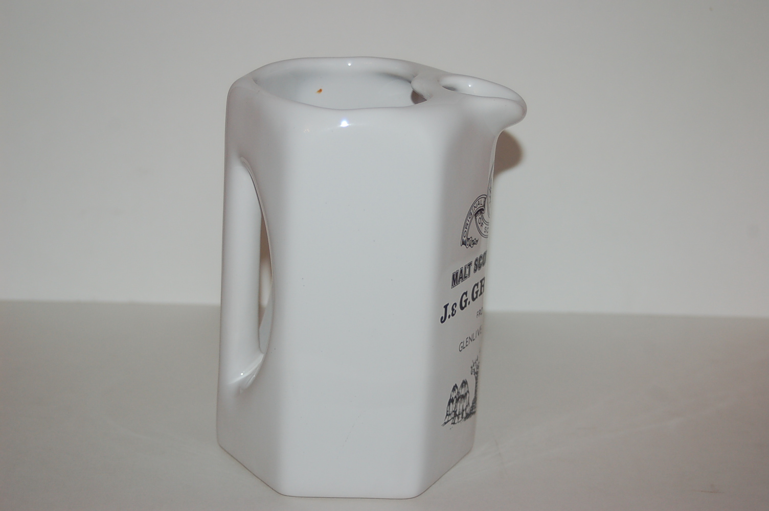 Dzbanek na wodę do whisky J. & G. GRANT LTD. D10 - obrazek 3