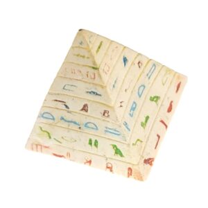 MAGNES NA LODÓWKĘ PIRAMIDA M13394