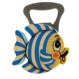 MAGNES NA LODÓWKĘ RYBA Z OTWIERACZEM DREWNO M02250