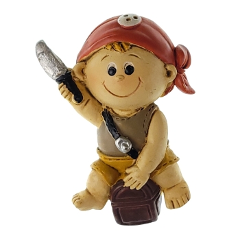 MAGNES NA LODÓWKĘ postać pirata siedzącego na beczce M04471