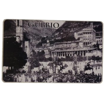 MAGNES NA LODÓWKĘ widok miasta Gubbio Włochy region Umbria M04600