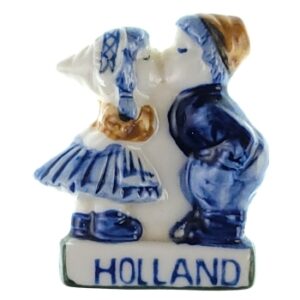 MAGNES ceramiczny para w tradycyjnych holenderskich strojach M13859