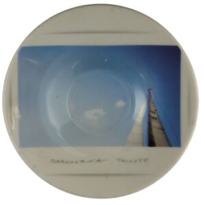 Talerzyk Espresso Illy Art Colection spodek do filiżanki z kolekcji Maurizio Galimbertiego TAL00051