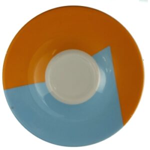 espresso spodek Illy w dwóch kolorach niebieskim i pomarańczowym