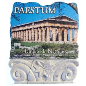 Magnes Świątynia Neptuna w mieście Paestum w południowych Włoszech  M14801