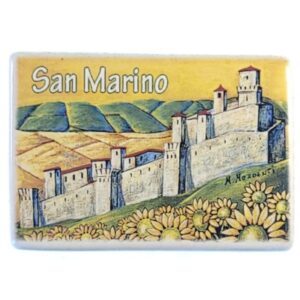 Magnes twierdza La Rocca o Guaita w San Marino M14839