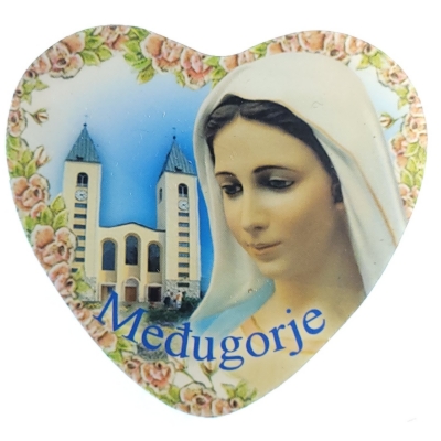 Magnes w kształcie serca, przedstawiający Madonnę z Medjugorje M14856