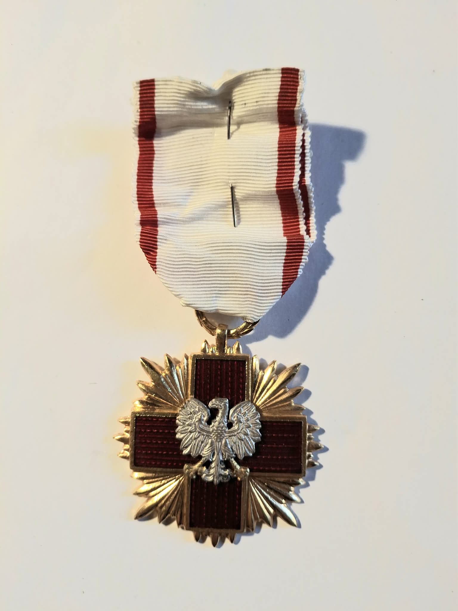 ODZNAKA HONOROWA P C K ZŁOTO MED-064